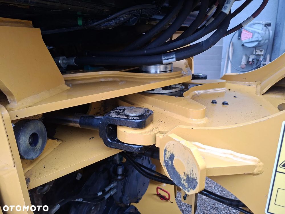 Caterpillar CAT 918 M - 20