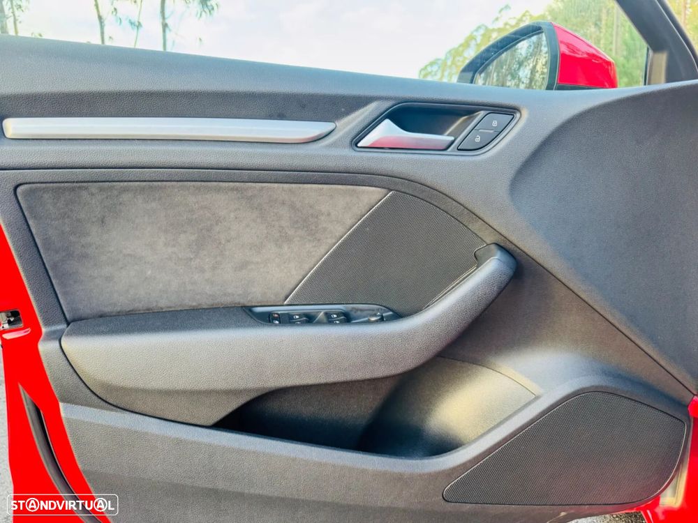 Audi A3 Sportback 2.0 TDI S-line - 19