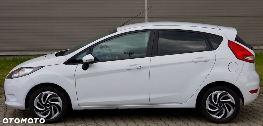 Ford Fiesta 1.25 Ambiente - 18