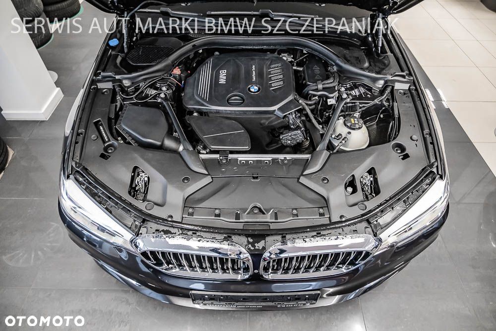 BMW Seria 5 520d xDrive Luxury Line - 31