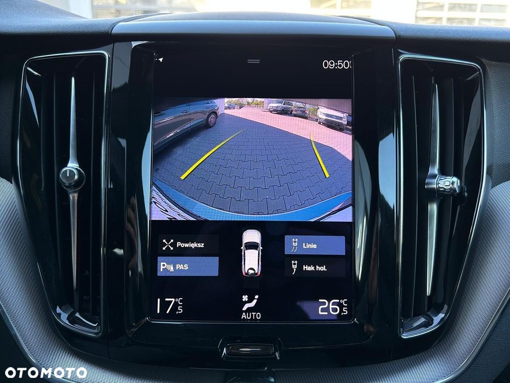 Volvo XC 60 D4 R-Design - 28