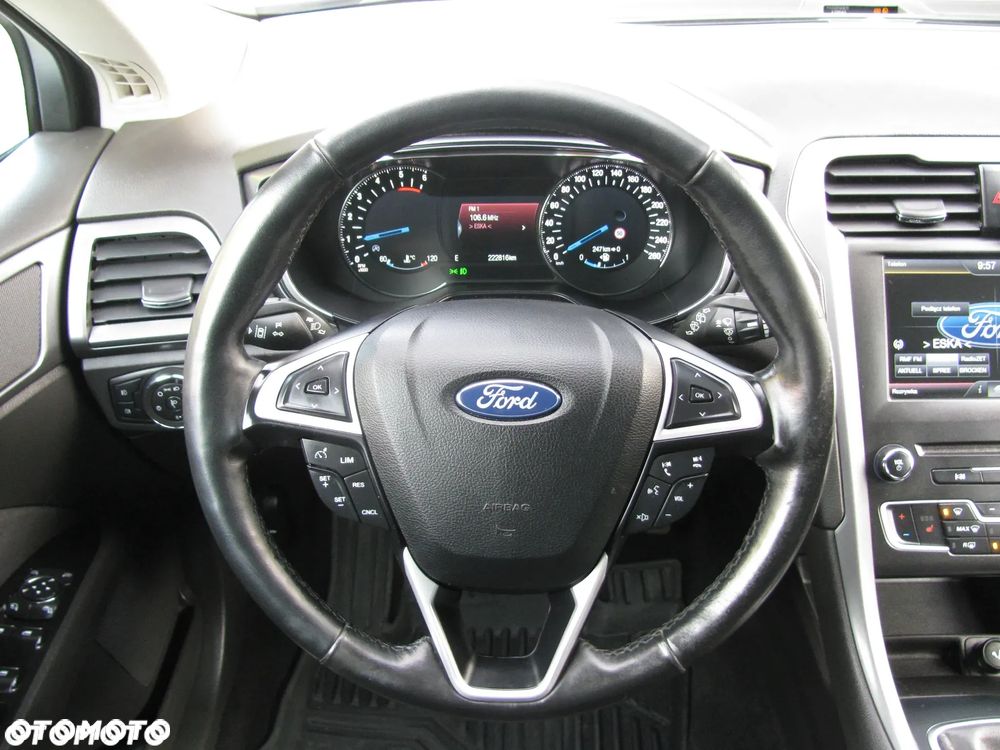 Ford Mondeo 2.0 TDCi Start-Stopp Titanium - 24