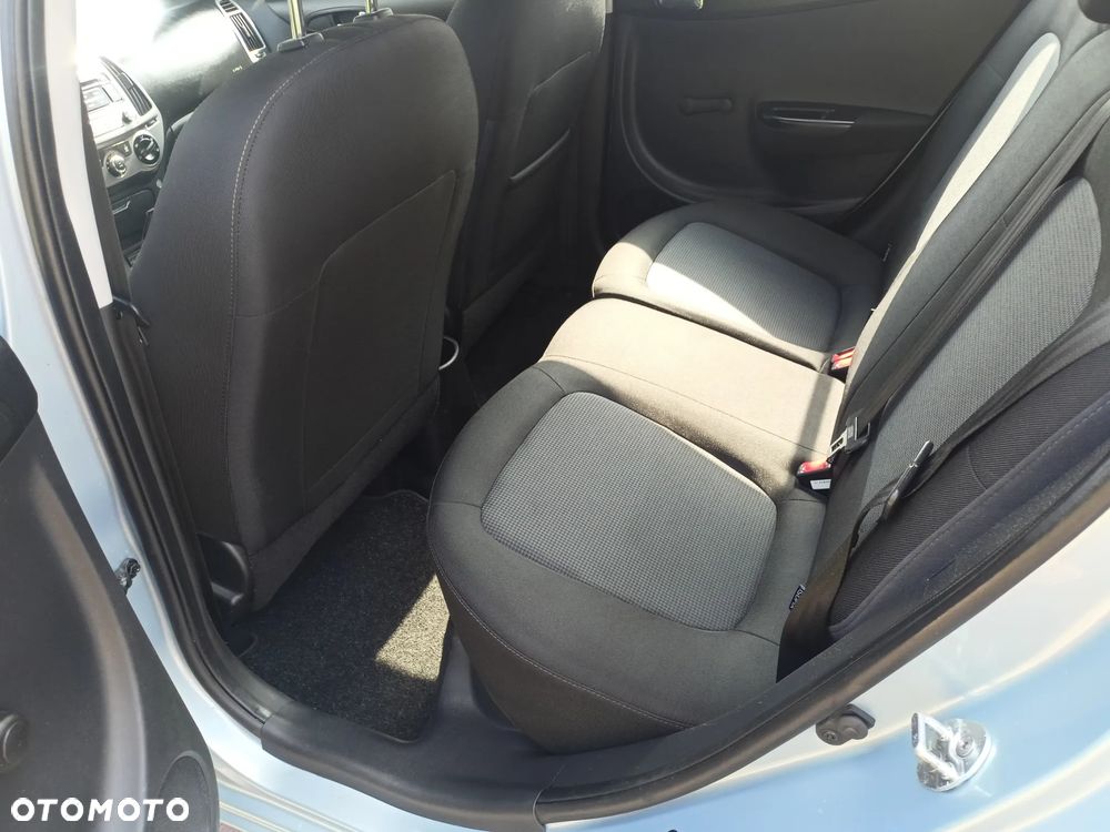 Hyundai i20 1.25 Comfort - 12