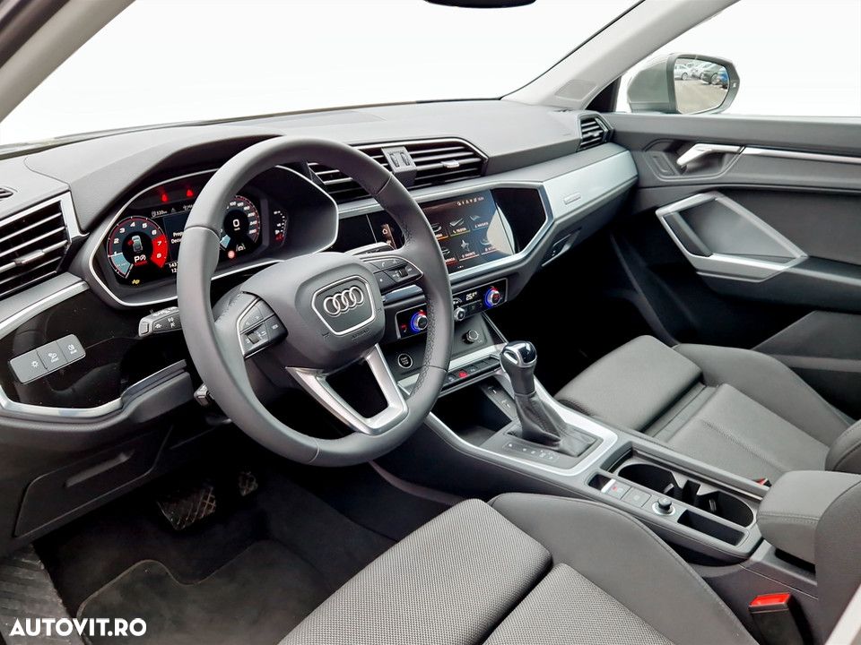 Audi Q3 35 TFSI S tronic - 17