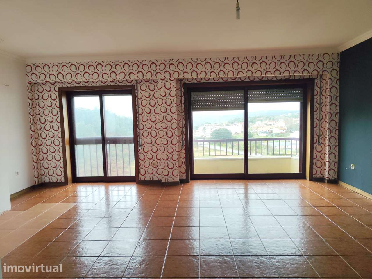 Apartamento, 144 m², Oliveira de Azeméis, Santiago de Riba-Ul, Ul, Macinhata da Seixa e Madail - Grande imagem: 2/7