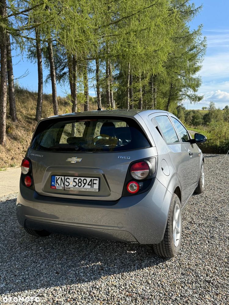 Chevrolet Aveo - 8
