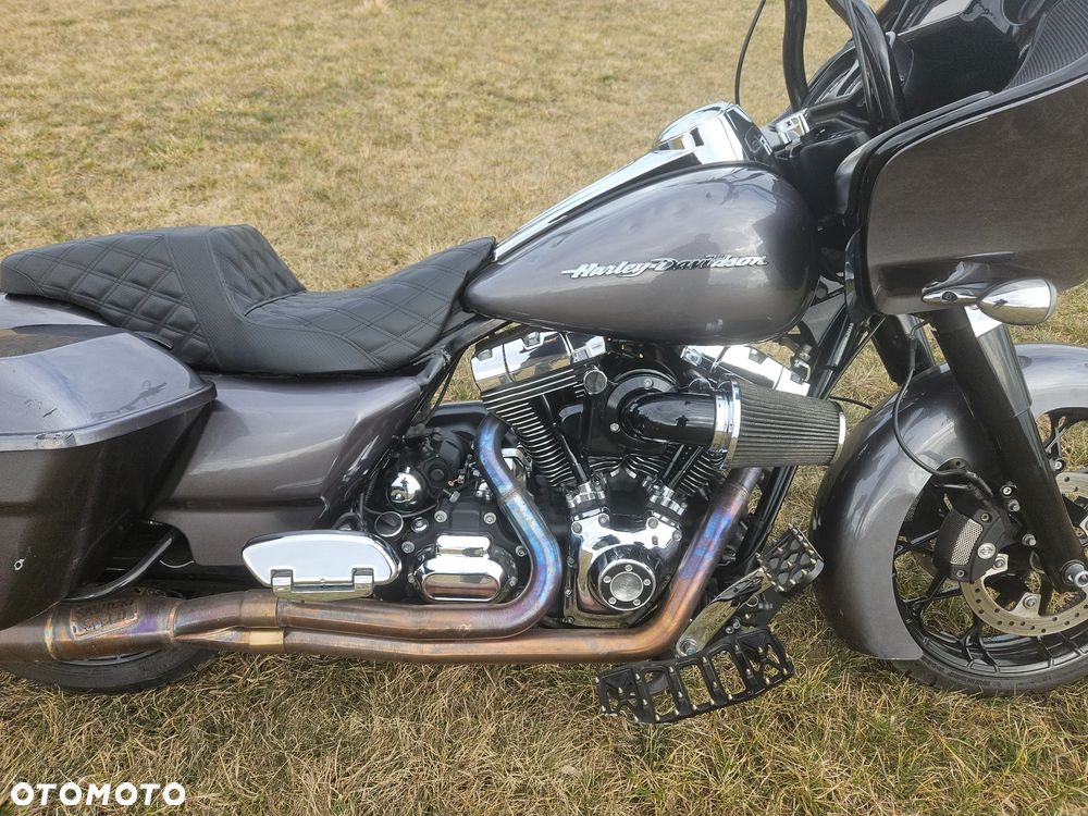 Harley-Davidson Touring Road Glide - 3