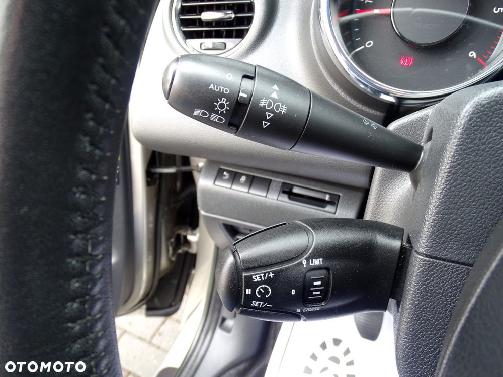 Peugeot 5008 2.0 HDi Family 7os - 20