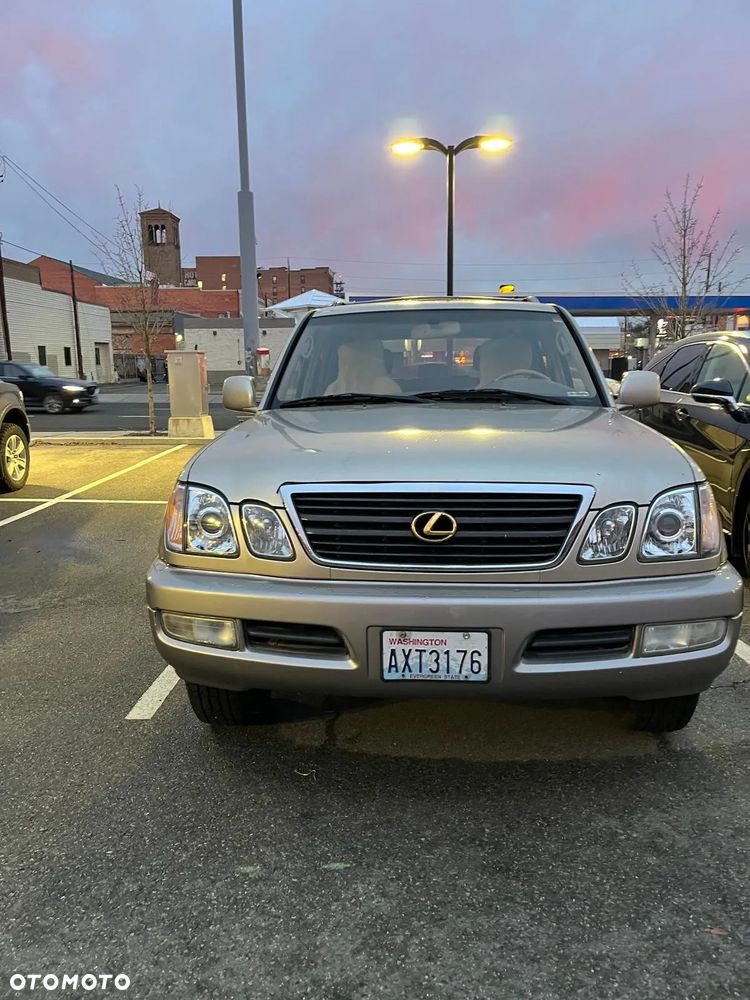Lexus LX - 12