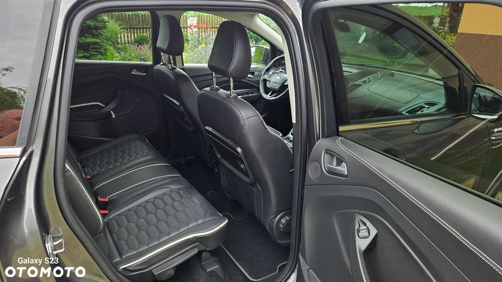 Ford Kuga 2.0 TDCi 4x4 Vignale - 17
