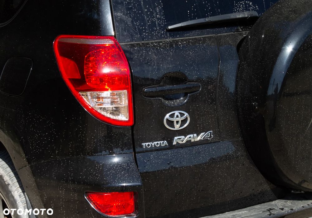 Toyota RAV4 2.2 D-4D Sol - 10