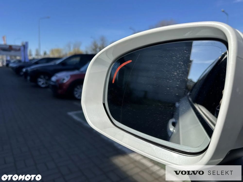 Volvo V90 Cross Country B5 B AWD Ultimate - 31