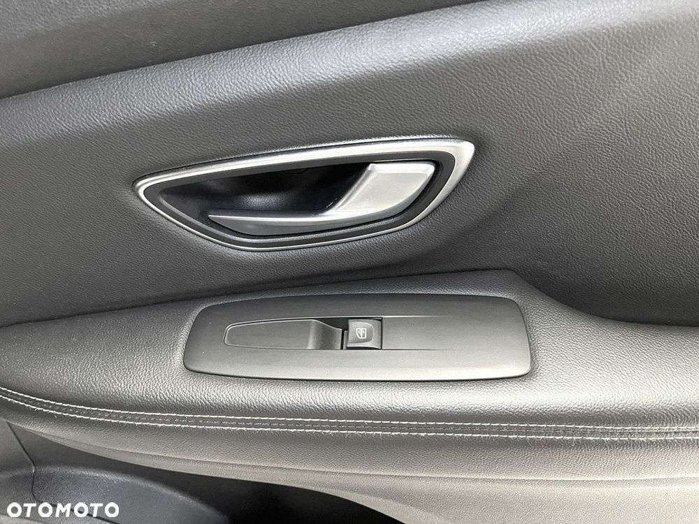 Renault Scenic 1.5 dCi Zen - 37