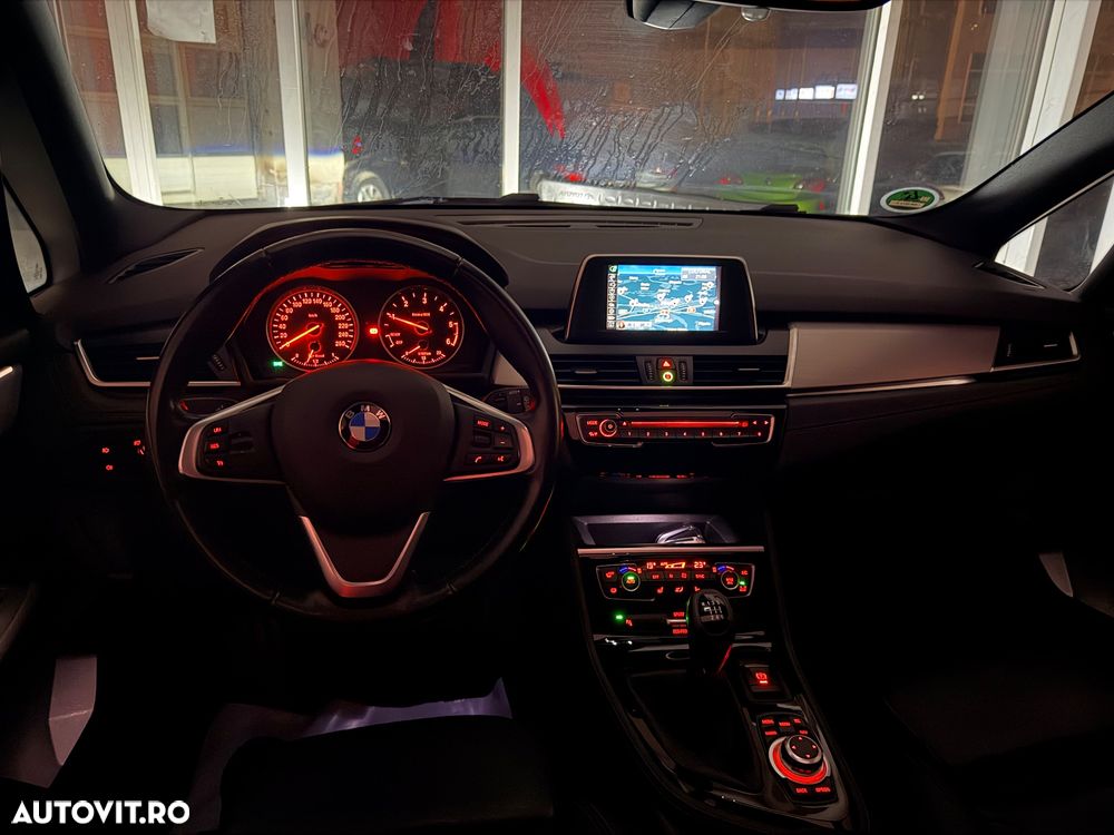 BMW Seria 2 216d Advantage - 10