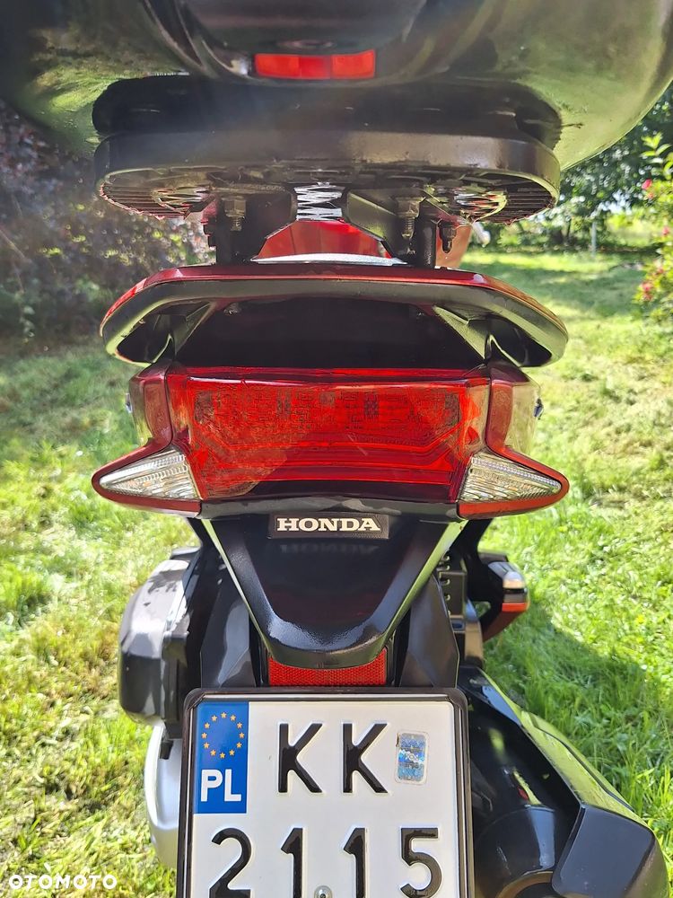 Honda PCX - 9