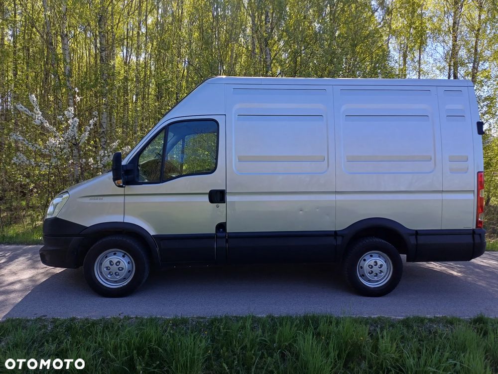 Iveco 40C12 - 17