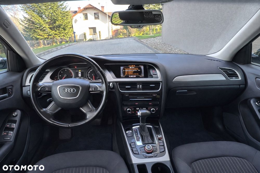 Audi A4 Avant 2.0 TDI Multitronic - 30