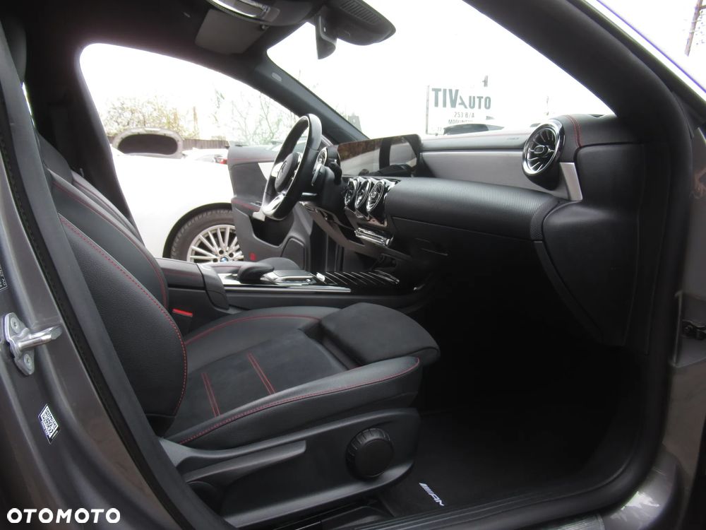 Mercedes-Benz CLA 200 AMG Line 7G-DCT - 10