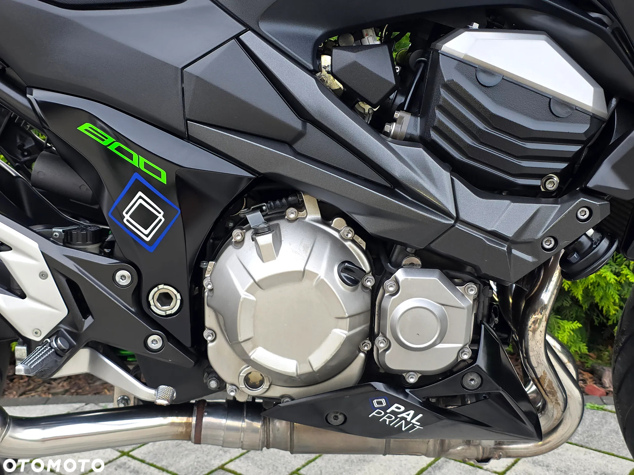 Kawasaki Z - 8