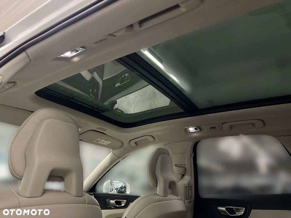 Volvo XC 60 T5 AWD Inscription - 20