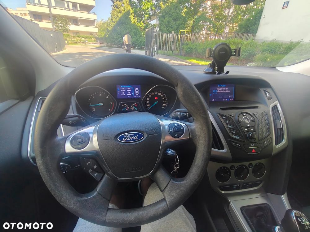 Ford Focus 1.6 TDCi ECOnetic 88g Start-Stopp-System Trend - 9