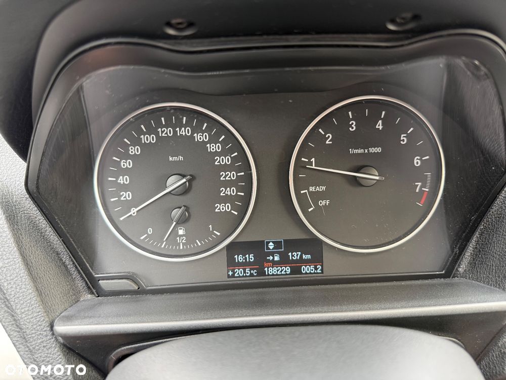 BMW Seria 1 116i Sport Line - 22