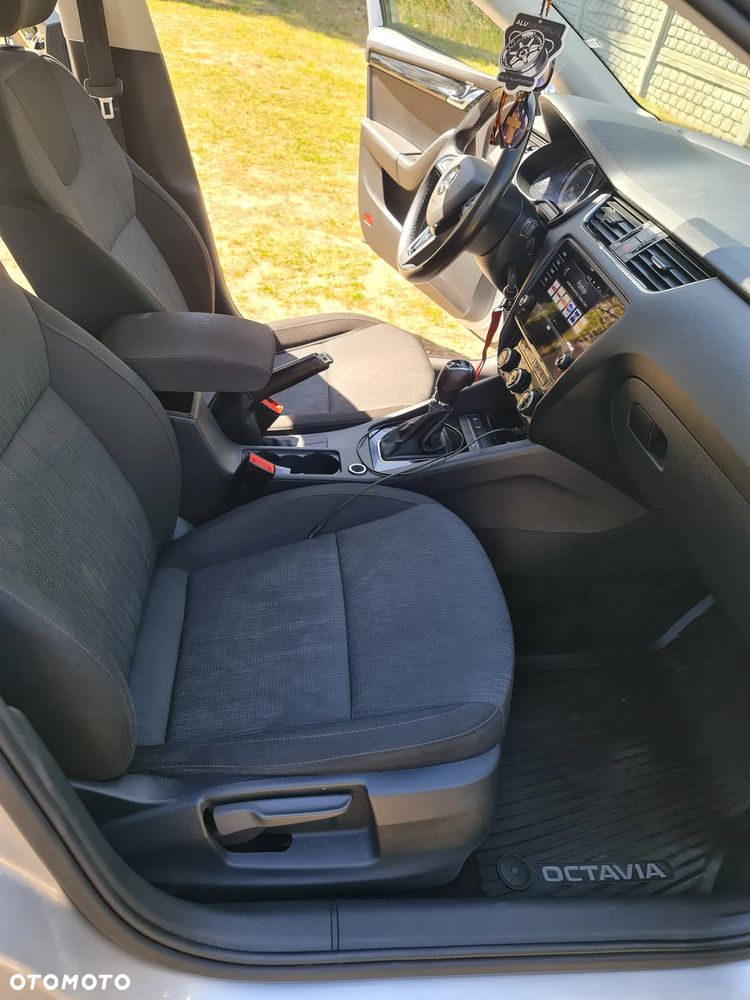 Skoda Octavia 2.0 TSI L&K DSG - 7