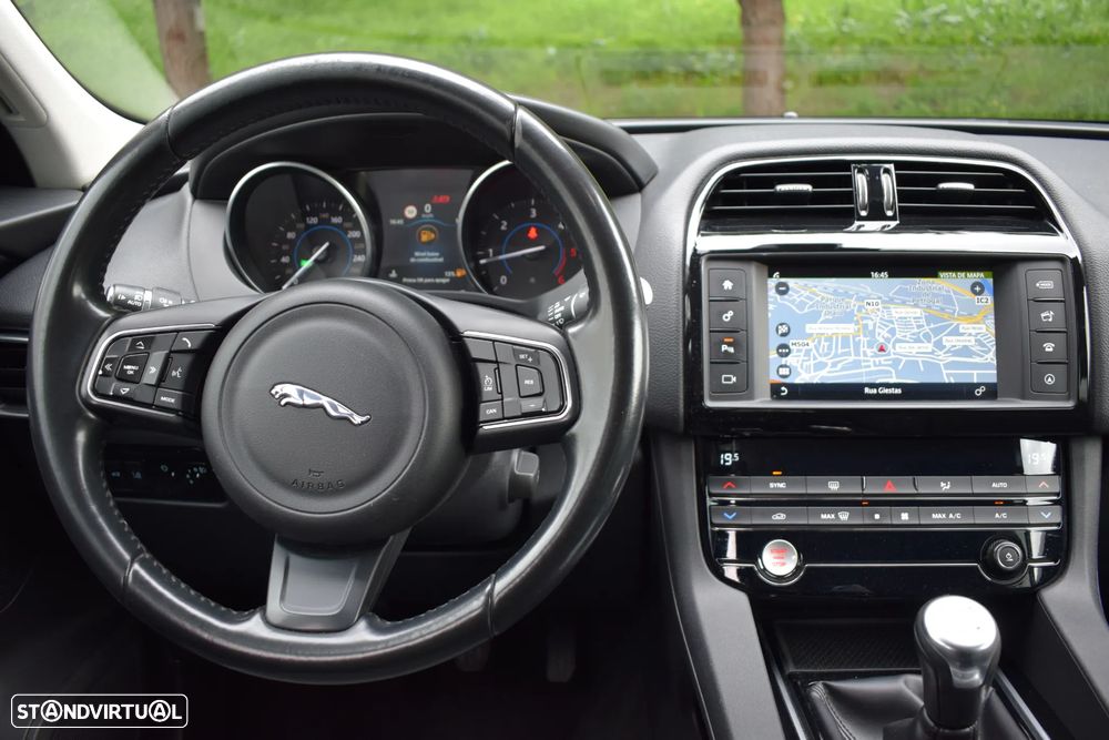 Jaguar F-Pace 2.0 i4D Prestige - 21