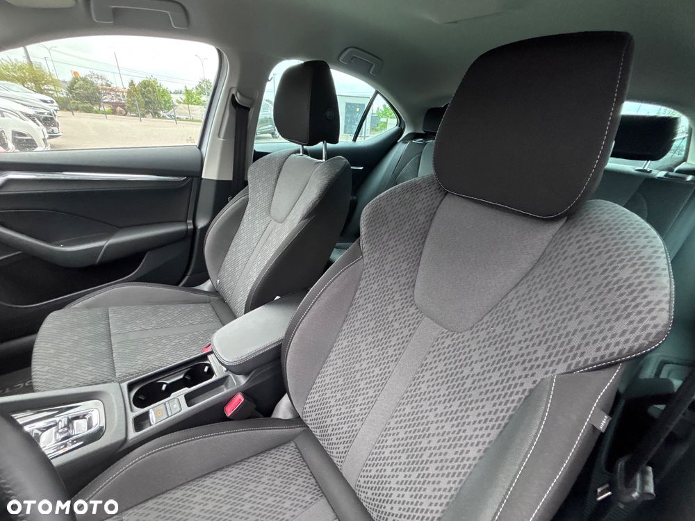 Skoda Octavia 2.0 TDI Style DSG - 18