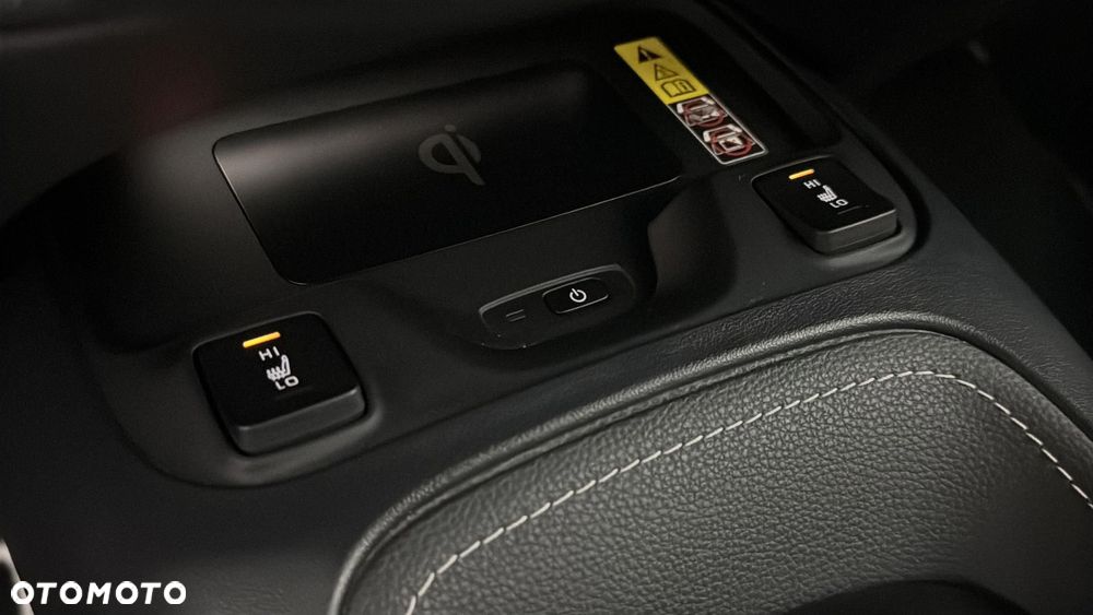 Toyota Corolla 2.0 Hybrid Style - 23
