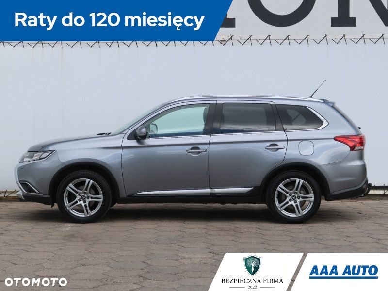Mitsubishi Outlander - 4