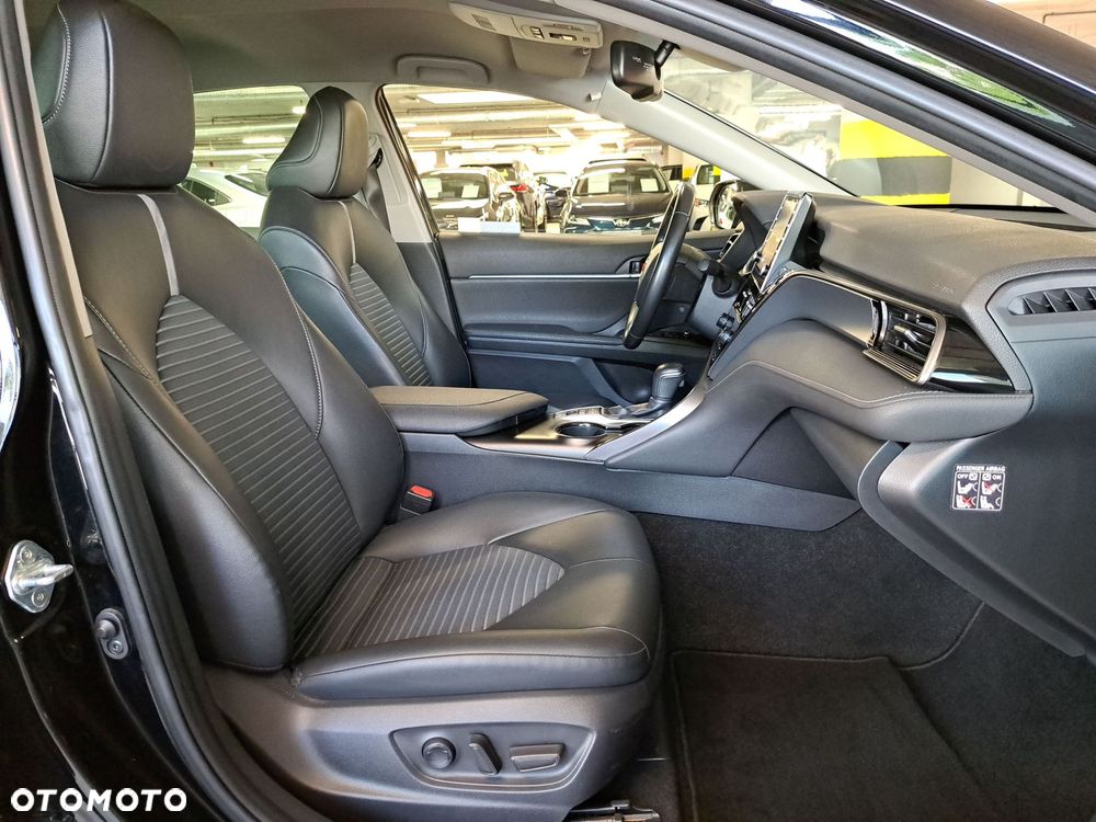 Toyota Camry 2.5 Hybrid Prestige CVT - 16