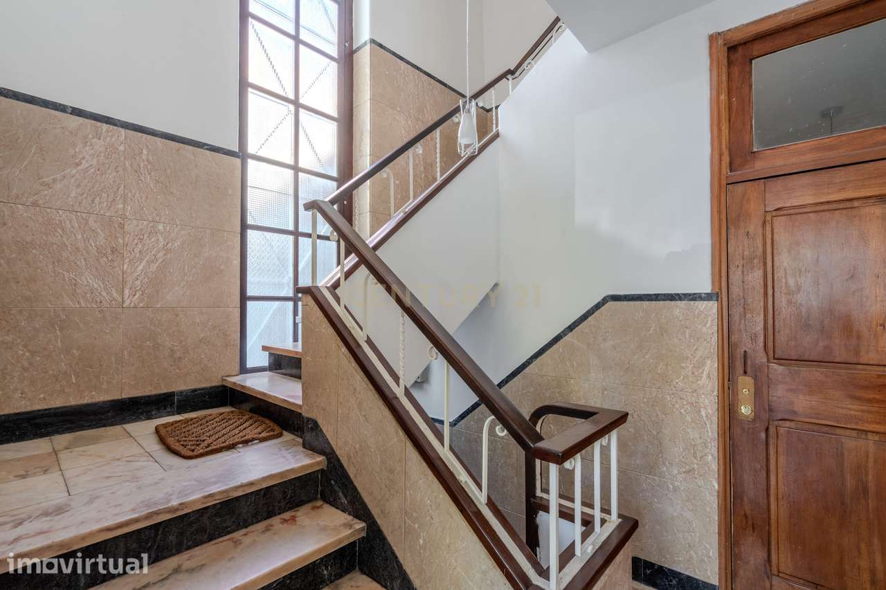 Apartamento T2 Alto da Ajuda, Lisboa - Oportunidade Única - Grande imagem: 4/33