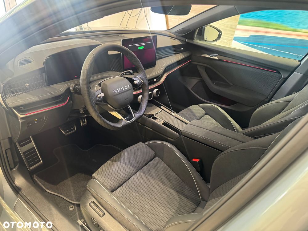 Skoda Superb 2.0 TSI 4x4 Sportline DSG - 5