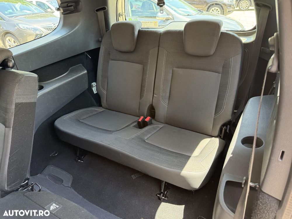 Dacia Lodgy - 11