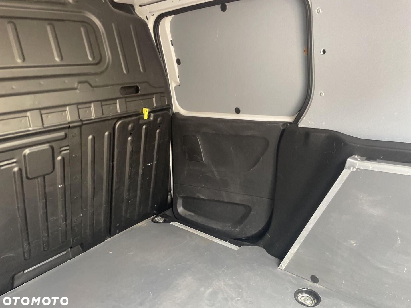 Toyota PROACE CITY - 27
