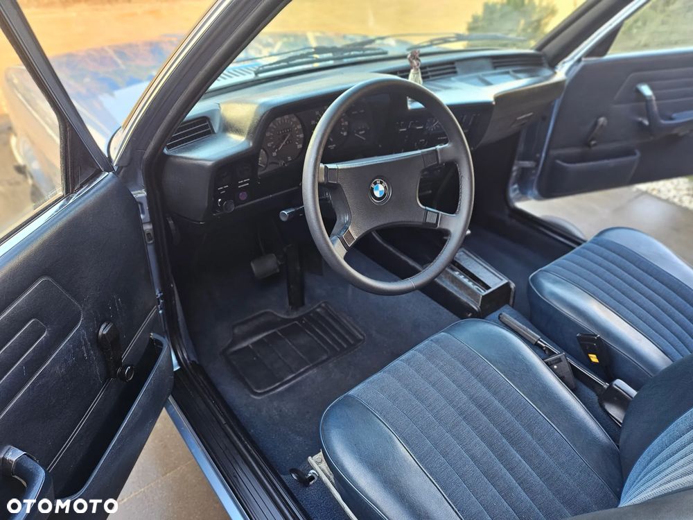 BMW Seria 3 - 14