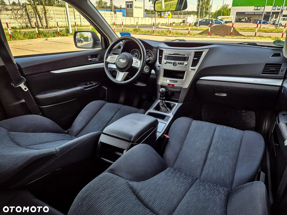 Subaru Legacy 2.0i Trend - 34