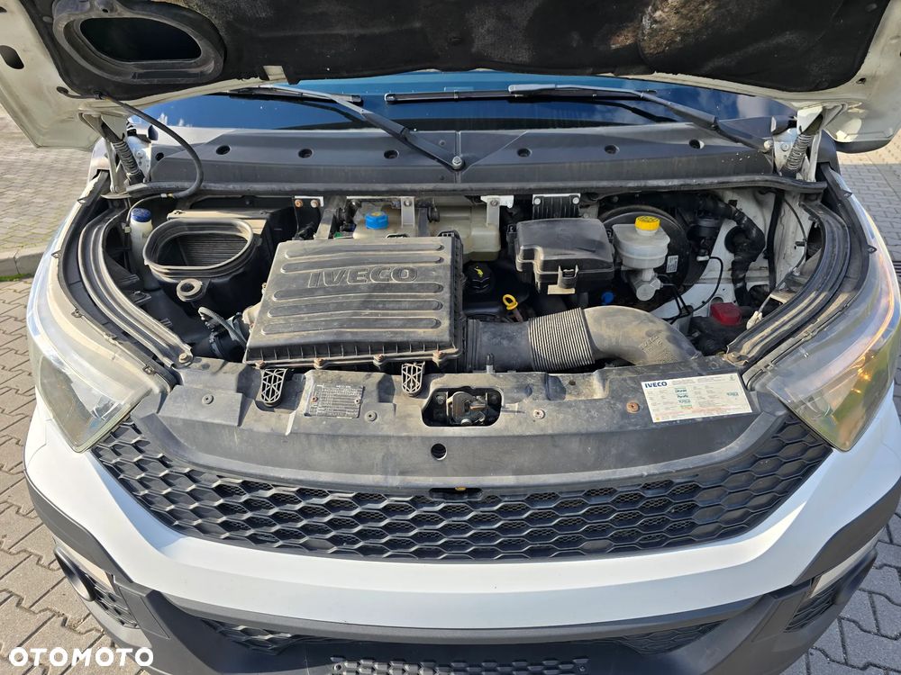 Iveco DAILY 35S15 Furgon L3H2 - 21
