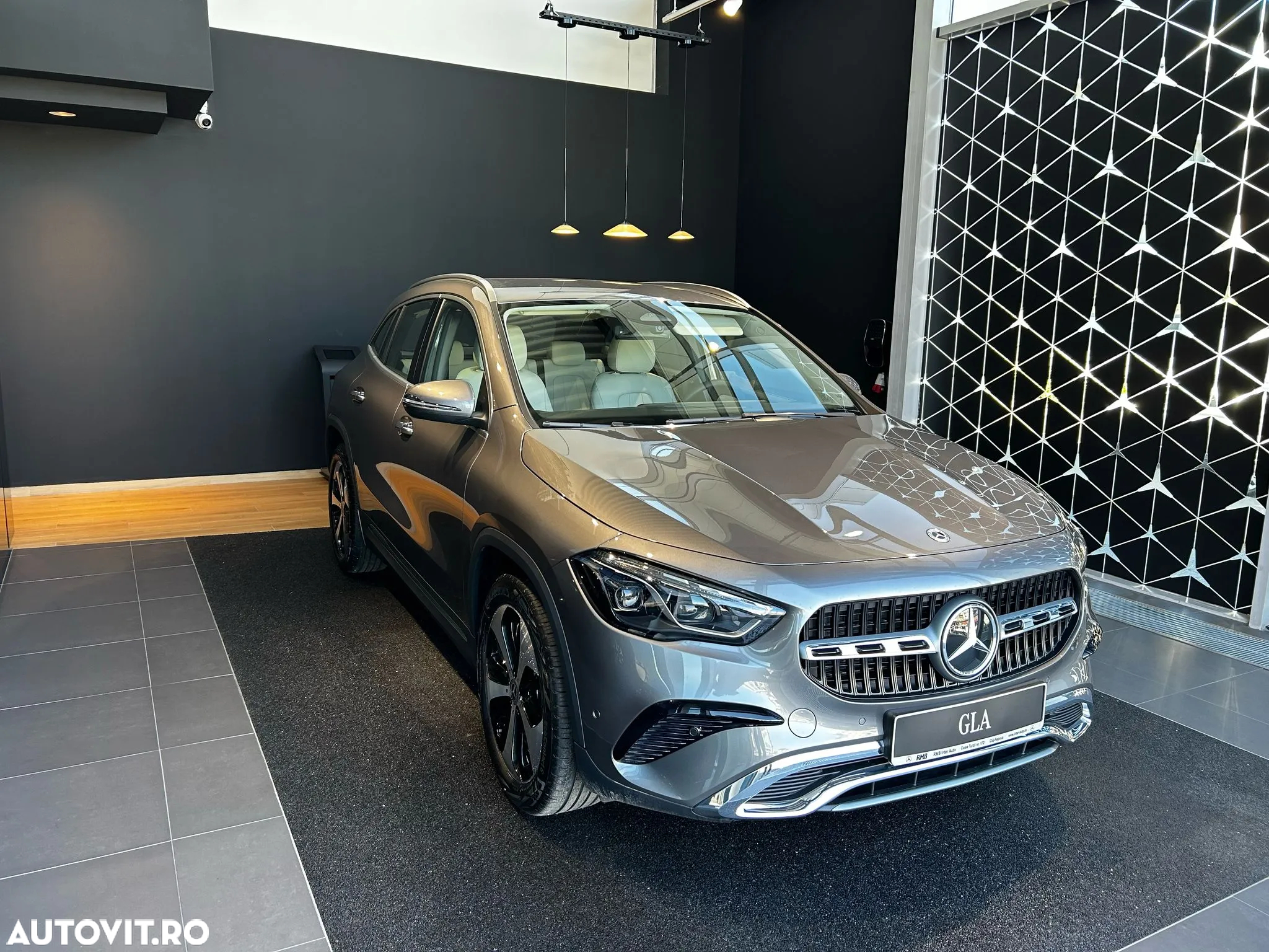 Mercedes-Benz GLA 220 4MATIC MHEV Aut. - 2