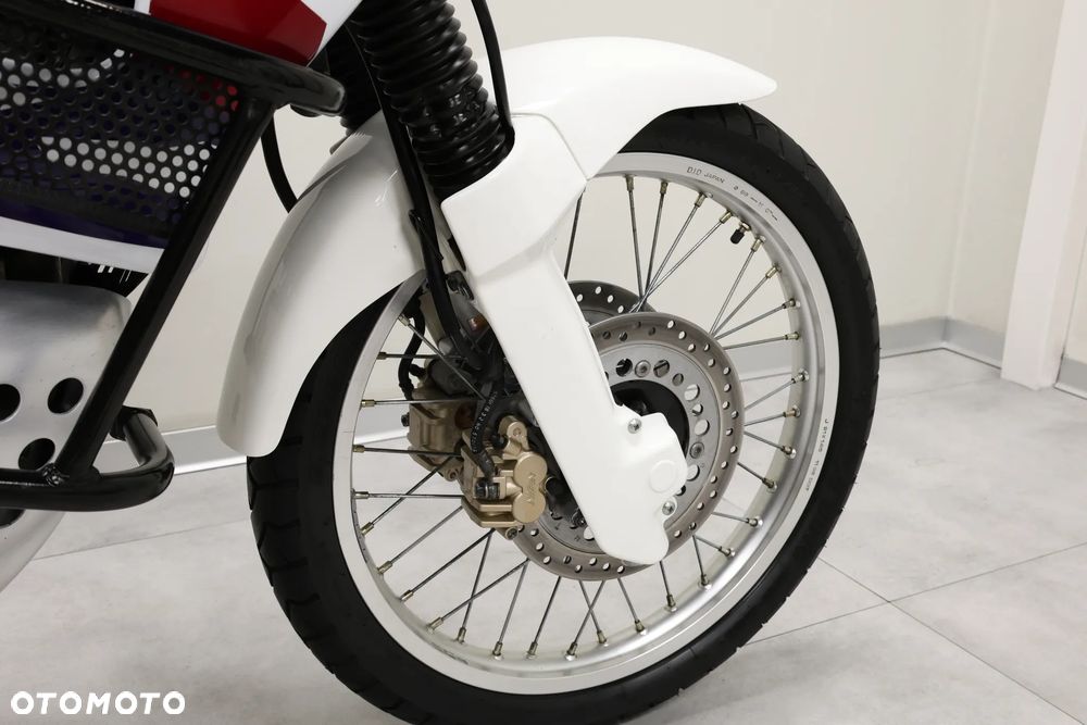 Honda XRV - 30