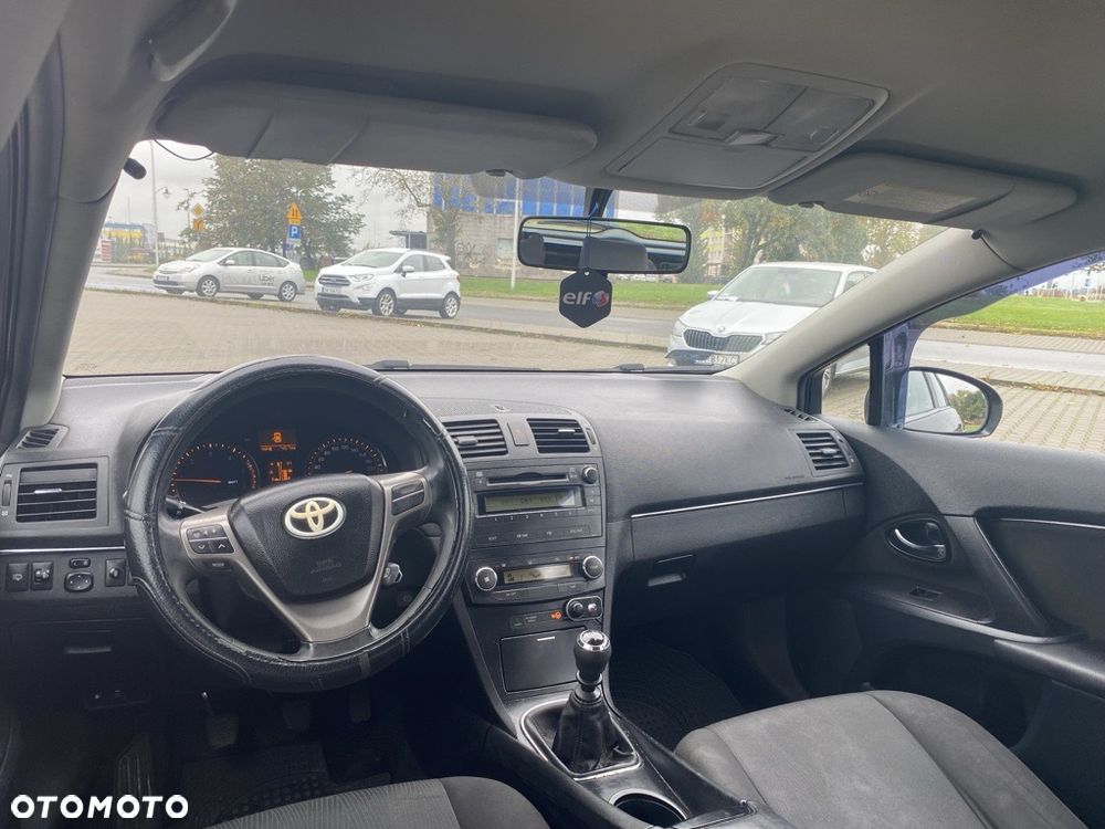 Toyota Avensis 2.0 D-4D Premium - 8