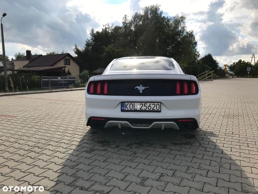 Ford Mustang - 13