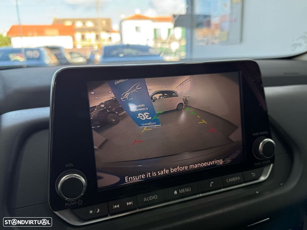 Nissan Qashqai 1.3 DIG-T N-Connecta - 14