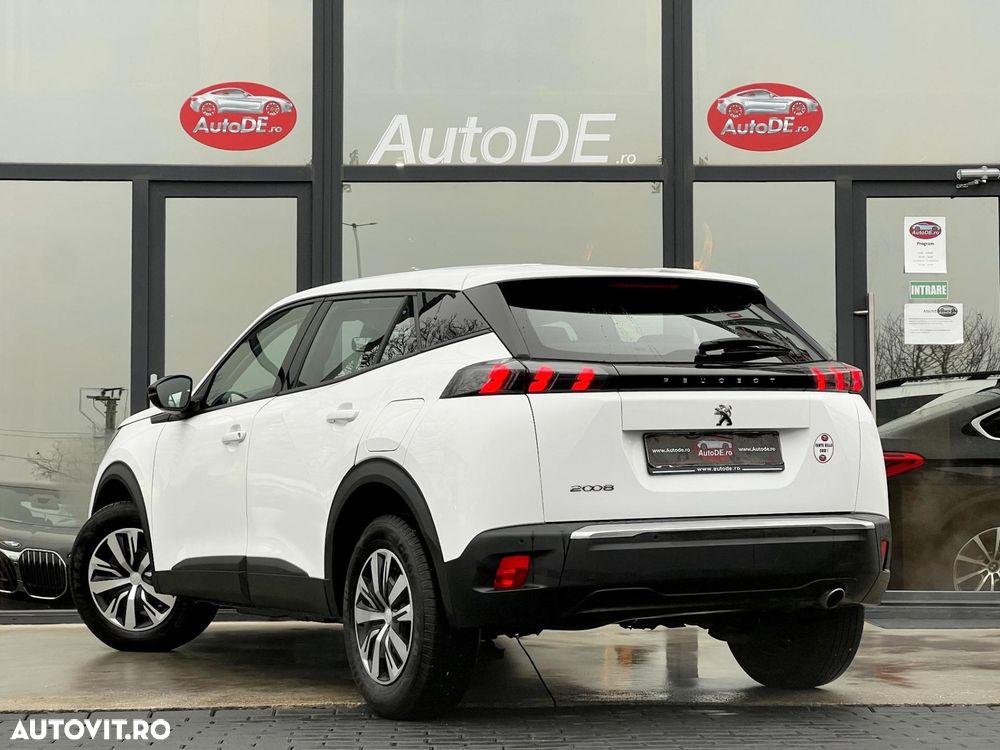 Peugeot 2008 - 3