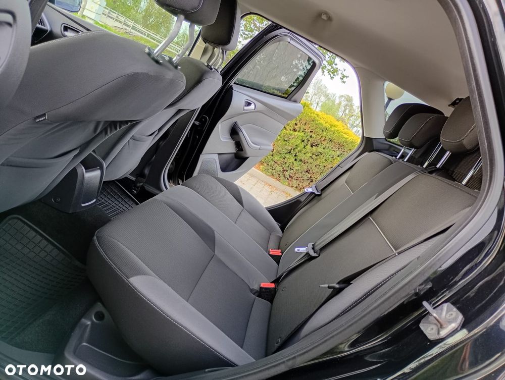 Ford Focus - 12