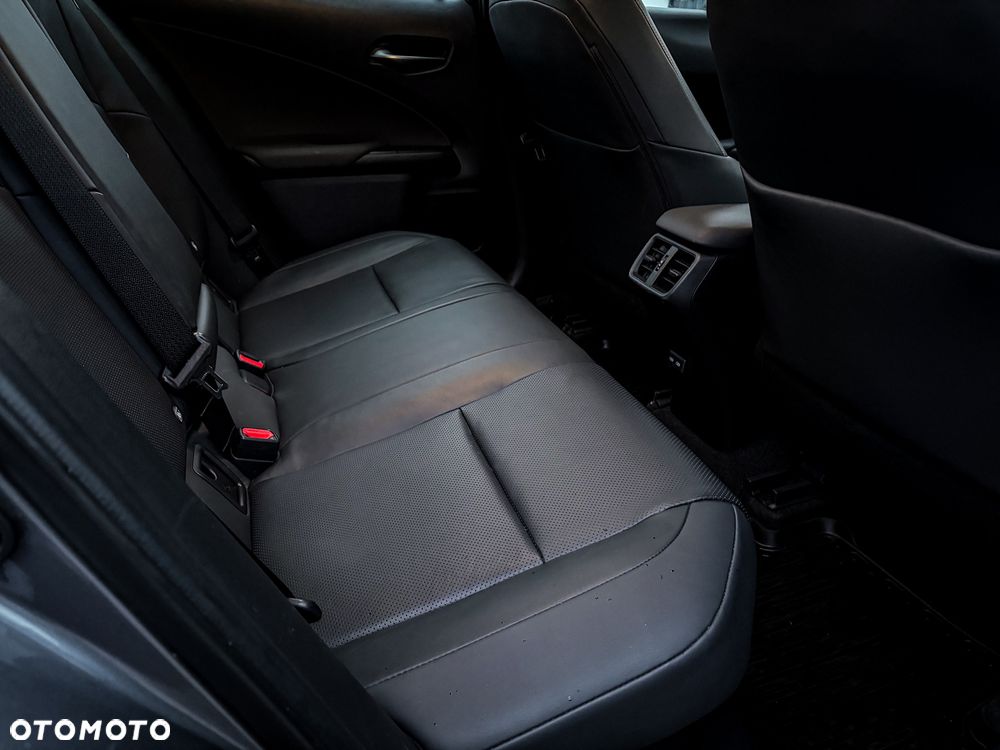 Lexus UX 250h Executive Line - 16