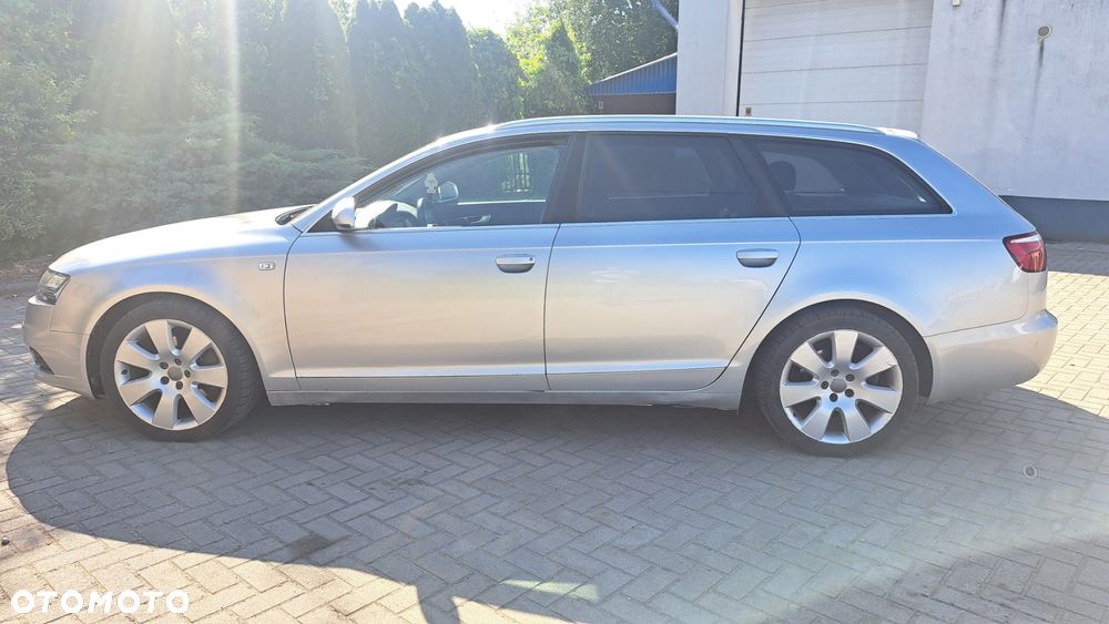 Audi A6 Avant 2.4 quattro - 8