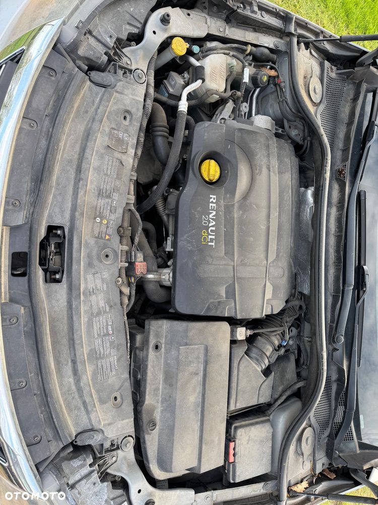 Renault Latitude 2.0 dCi Privilege - 18