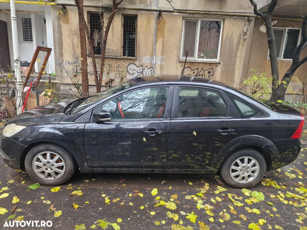 Ford Focus 1.6i Anniversary - 1